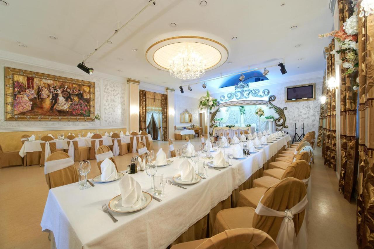 Baden-Baden Hotel Charków Zewnętrze zdjęcie