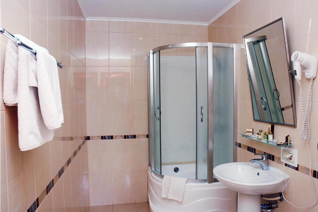 Baden-Baden Hotel Charków Pokój zdjęcie