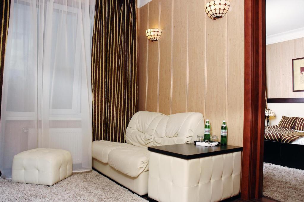 Baden-Baden Hotel Charków Pokój zdjęcie